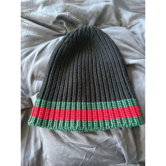 GUCCI WOOL KNIT HAT (m) like new - Picture 4 of 8